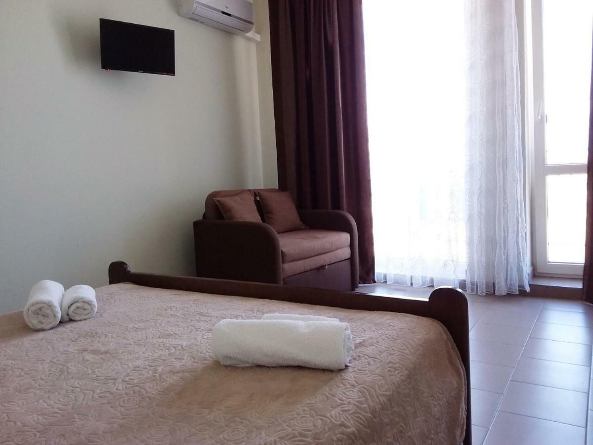 Hotel Golden Beach 扎托卡 外观 照片