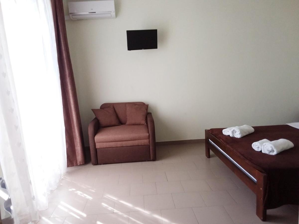 Hotel Golden Beach 扎托卡 外观 照片